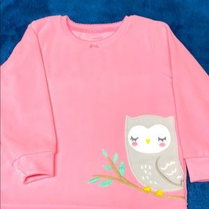 Pink velour top w embroidered owl